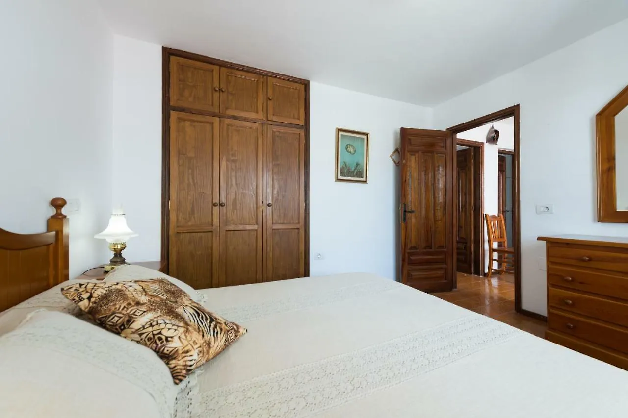Villa 2Br Beach House - Solarium & Shower Terrace - 13 Puerto del Carmen  Spain