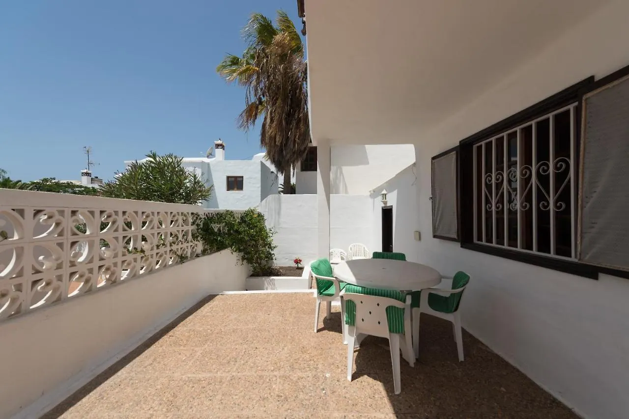 Villa 2Br Beach House - Solarium & Shower Terrace - 13 Puerto del Carmen